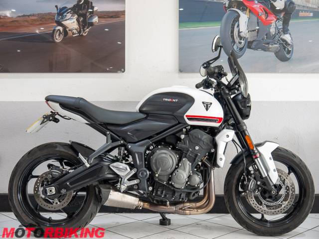 2022 Triumph TRIDENT 660 Photo #1