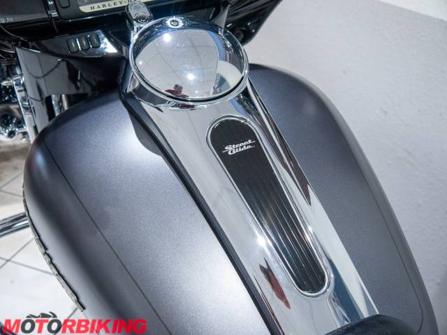 2016 Harley-Davidson STREET GLIDE SPECIAL FLHXS Photo #21