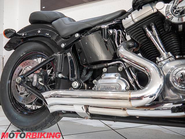 2015 Harley-Davidson FLS SOFTAIL SLIM  Photo #4