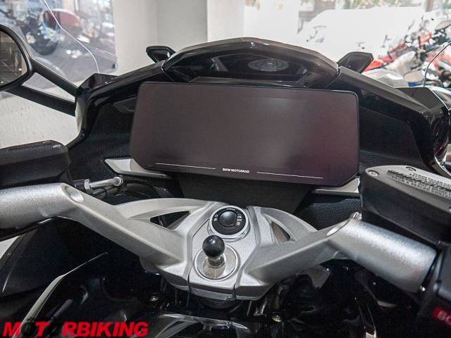 2023 BMW K1600 GT SE Photo #4