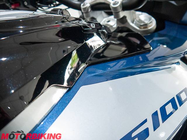 2024 BMW S1000XR TE Photo #18