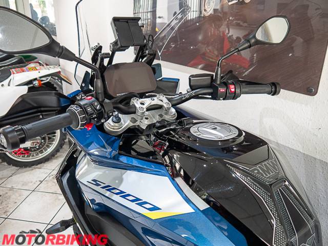 2024 BMW S1000XR TE Photo #29