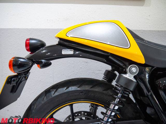 2016 Triumph STREET CUP Photo #11