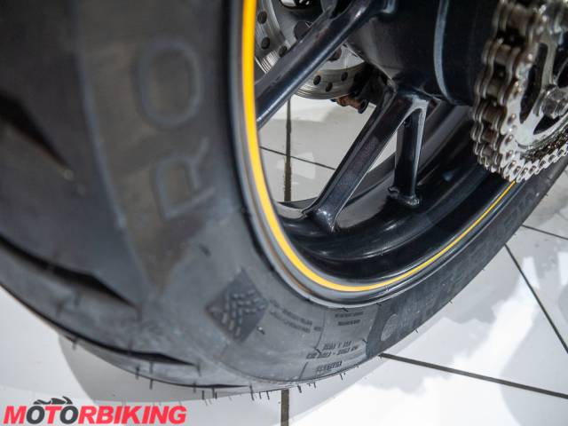 2016 Triumph STREET CUP Photo #13