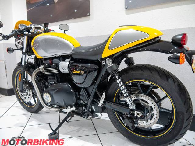 2016 Triumph STREET CUP Photo #27