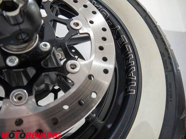 2021 Harley-Davidson FXFBS SOFTAIL FAT BOB 114 Photo #9