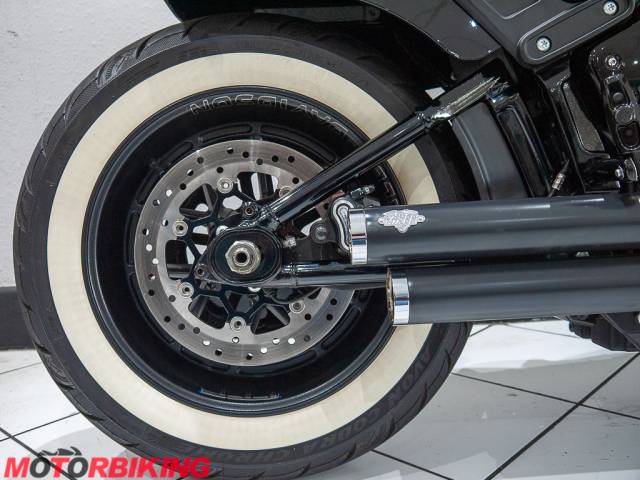 2021 Harley-Davidson FXFBS SOFTAIL FAT BOB 114 Photo #15