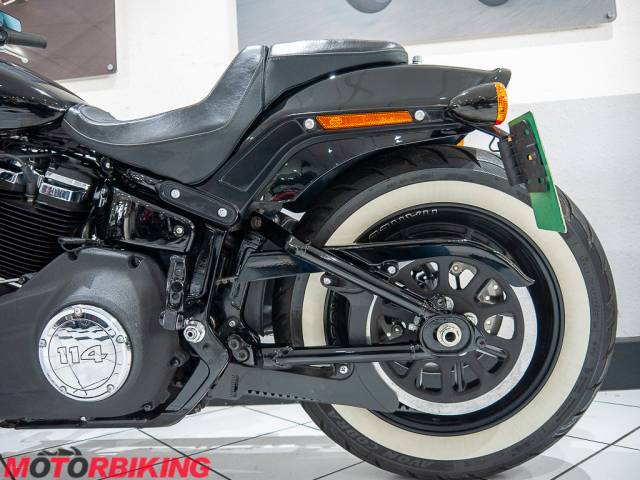 2021 Harley-Davidson FXFBS SOFTAIL FAT BOB 114 Photo #27