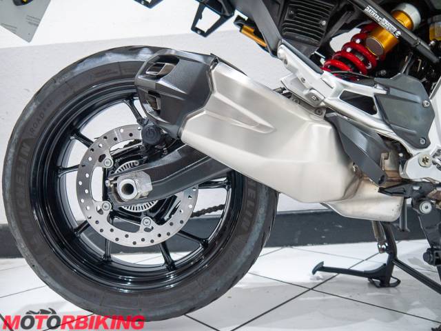 2020 BMW F900XR TE Photo #10