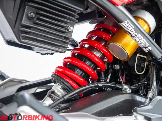 2020 BMW F900XR TE Photo #13