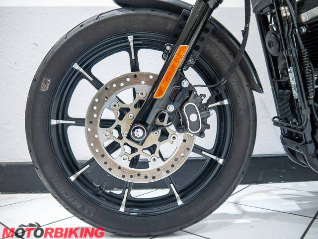 2021 Harley-Davidson SPORTSTER 883 IRON Photo #22