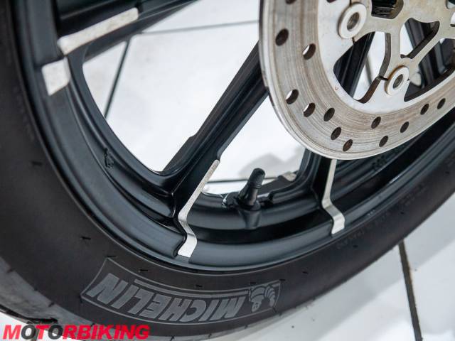 2021 Harley-Davidson SPORTSTER 883 IRON Photo #23