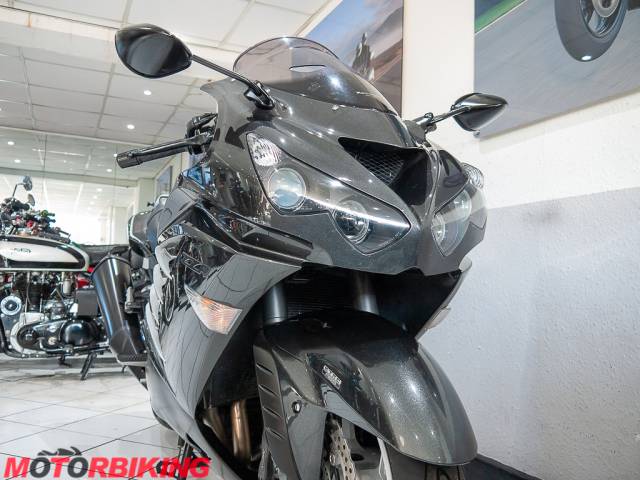 2017 Kawasaki ZZR1400  Photo #2