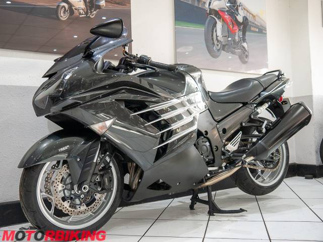 2017 Kawasaki ZZR1400  Photo #18