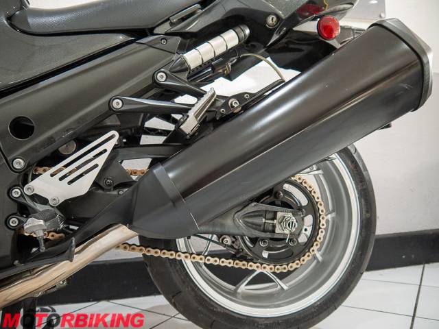 2017 Kawasaki ZZR1400  Photo #23