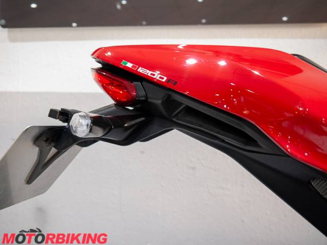 2016 Ducati MONSTER 1200 R Photo #2