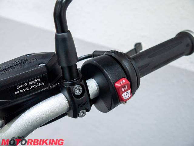 2015 BMW R NINE T Photo #31