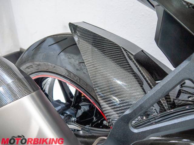 2018 BMW S1000R SPORT Photo #17