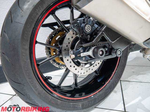 2018 BMW S1000R SPORT Photo #19