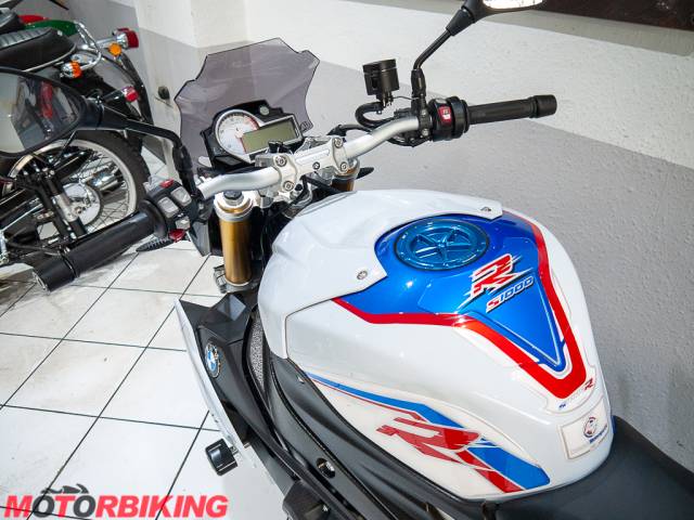 2018 BMW S1000R SPORT Photo #34