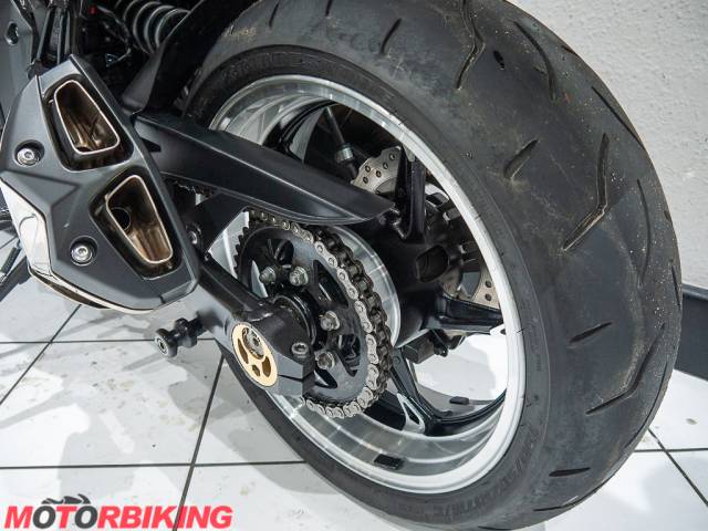 2010 Kawasaki Z1000 DAF Photo #27