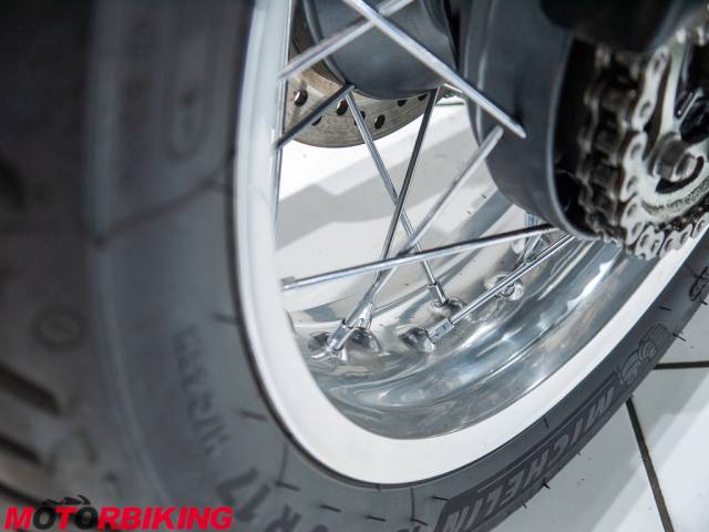 2023 Triumph T120 BONNEVILLE Photo #20