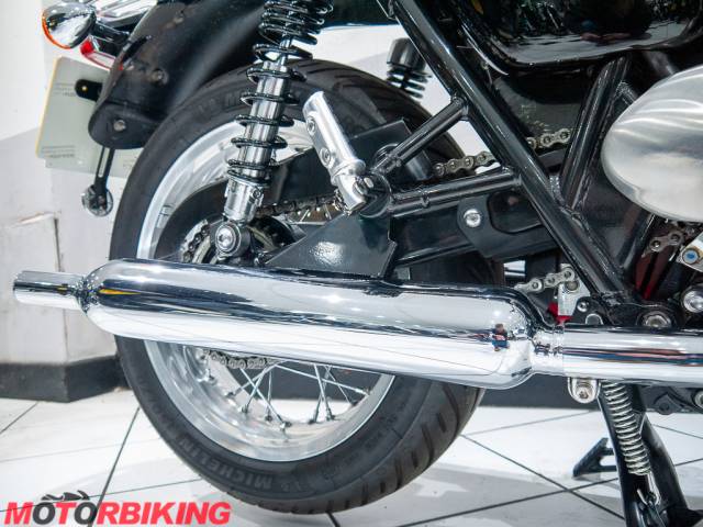 2023 Triumph T120 BONNEVILLE Photo #19