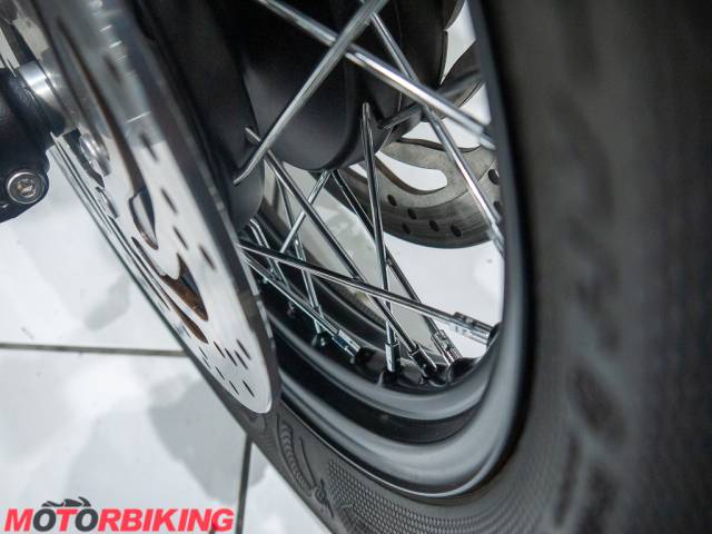 2020 Triumph BONNEVILLE 1200 BOBBER BLACK Photo #16