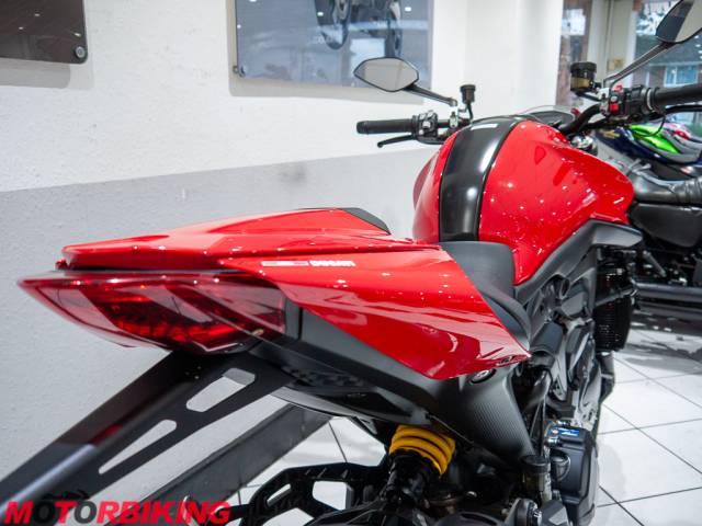 2021 Ducati MONSTER 937 PLUS Photo #14