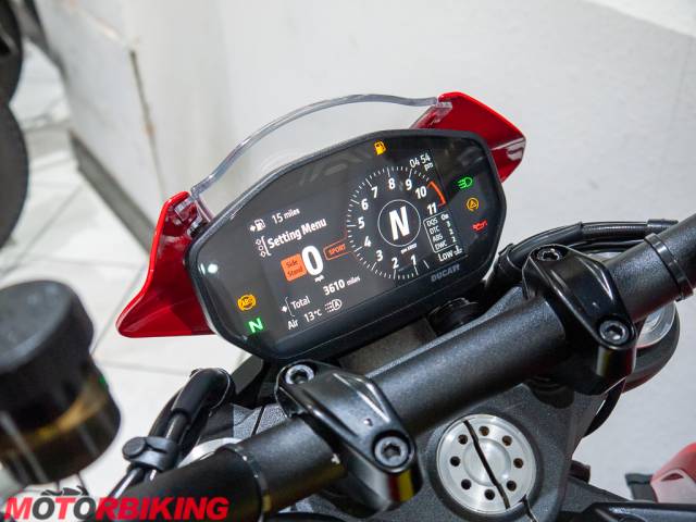 2021 Ducati MONSTER 937 PLUS Photo #29