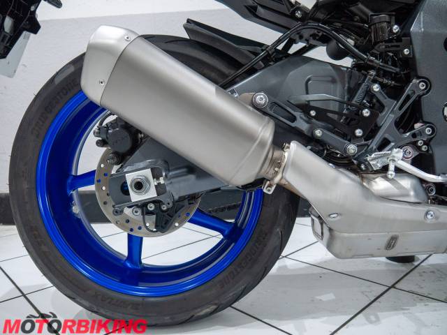 2024 Yamaha MT10 Photo #9