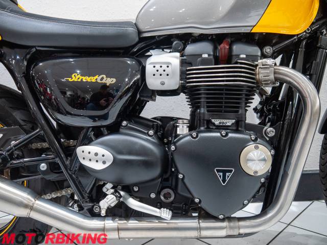 2016 Triumph STREET CUP Photo #7