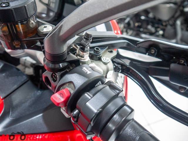 2022 Ducati MULTISTRADA V2S TRAVEL Photo #22