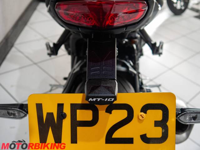 2023 Yamaha MT10 Photo #10