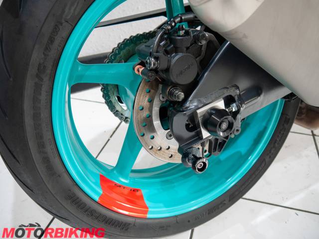 2023 Yamaha MT10 Photo #13