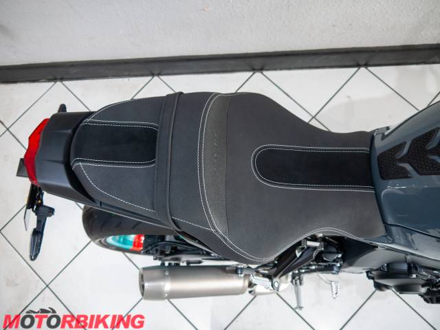 2023 Yamaha MT10 Photo #17