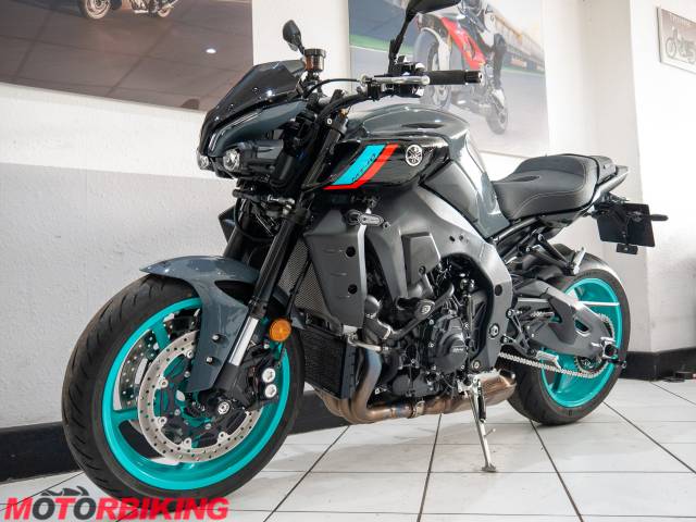 2023 Yamaha MT10 Photo #21