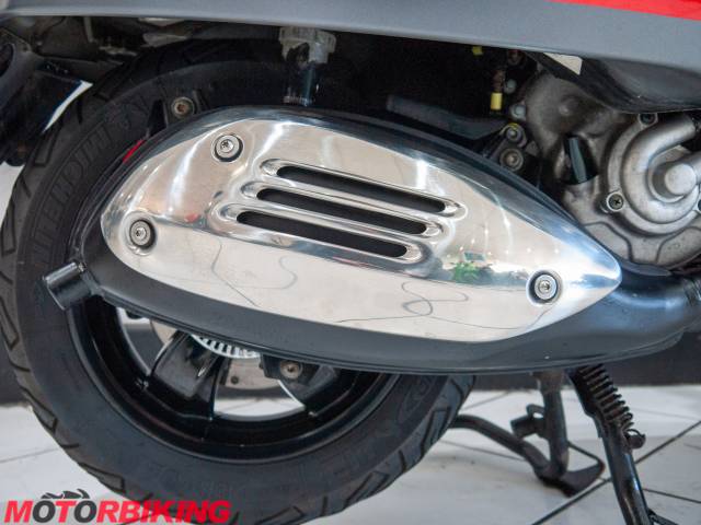 2021 Piaggio VESPA GTS 300 SUPERSPORT ABS Photo #9