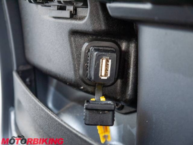 2021 Piaggio VESPA GTS 300 SUPERSPORT ABS Photo #16