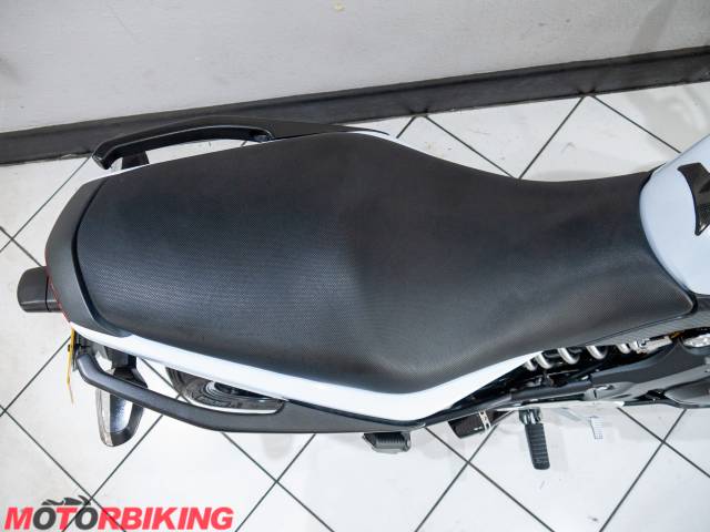 2010 Kawasaki ER6F ABS Photo #17