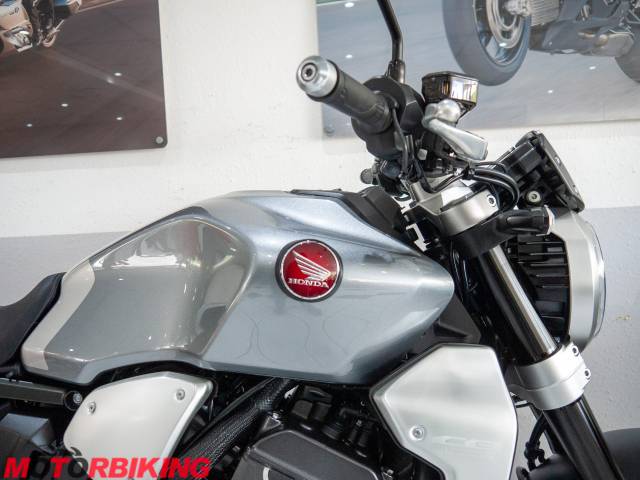 2019 Honda CB1000R PLUS Photo #9