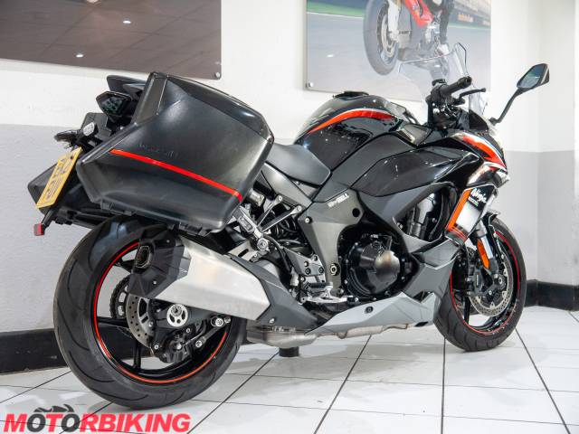 2021 Kawasaki NINJA 1000 SX TOURER Photo #3