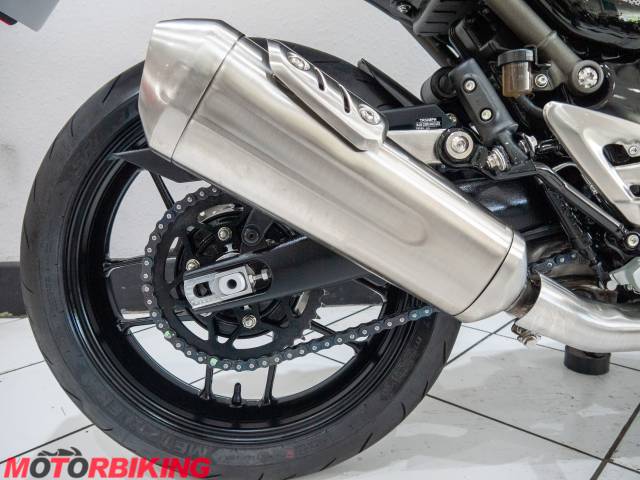 2025 Triumph SPEED 400 Photo #10