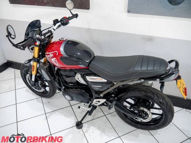 2025 Triumph SPEED 400 Photo #24