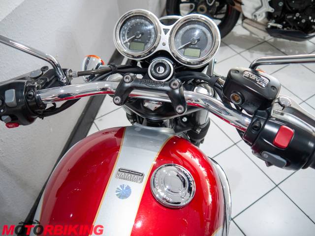 2018 Triumph BONNEVILLE T120 Photo #12