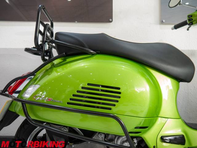 2017 Piaggio GTS300 SUPER ABS VESPA Photo #6