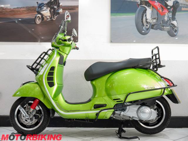 2017 Piaggio GTS300 SUPER ABS VESPA Photo #12