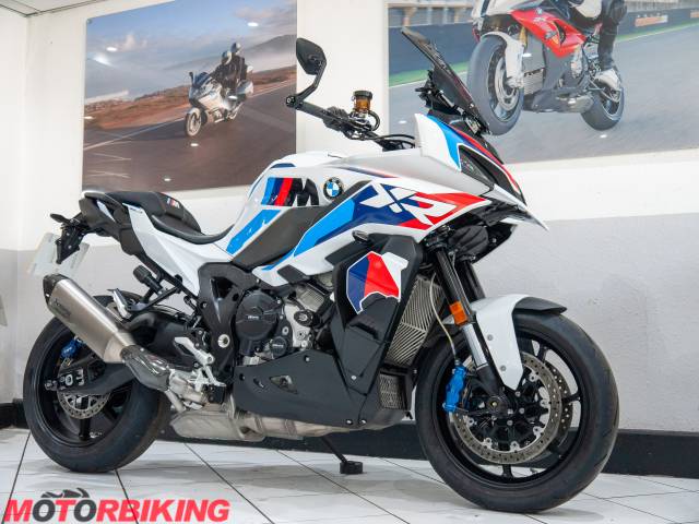 2025 BMW M1000 XR Photo #2
