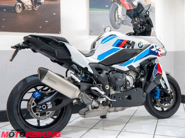 2025 BMW M1000 XR Photo #3