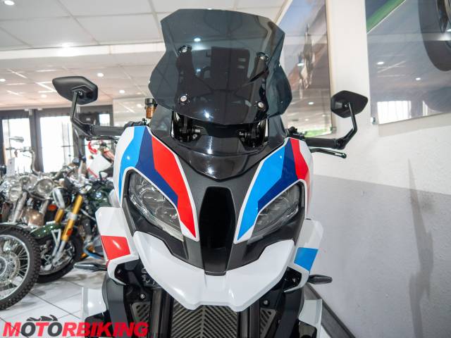 2025 BMW M1000 XR Photo #15